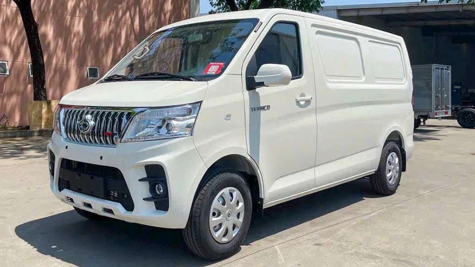 GIÁ TERA V8 5 CHỖ MỚI NHẤT 2025 – LỰA CHỌN VÀNG CHO DOANH NGHIỆP VẬN TẢI NỘI ĐÔ